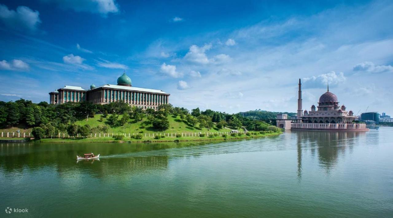Putrajaya Dwiputra 6 Plus 1 Pax Blissful Fully Air-Con Suite Exterior foto